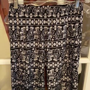 Butter Soft LuLaRoe Small Elephant Leggings.